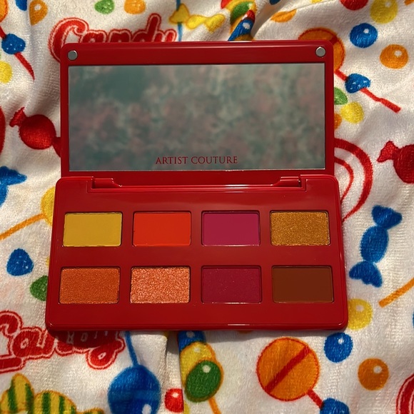 Caliente artist couture eyeshadow - Picture 2 of 2